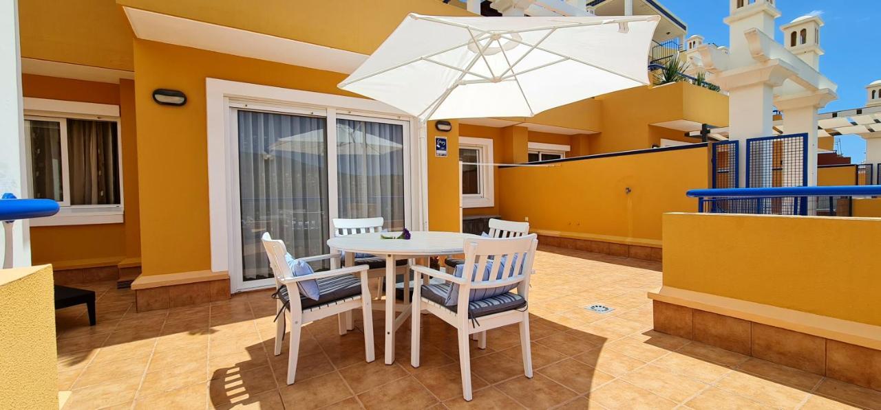 Cozy 2 Bedroom In Appartamento